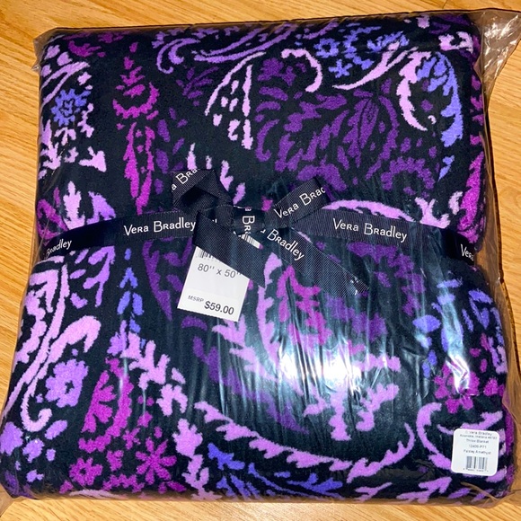 Vera Bradley Bedding New In Bag And Ribbon Vera Bradley Paisley